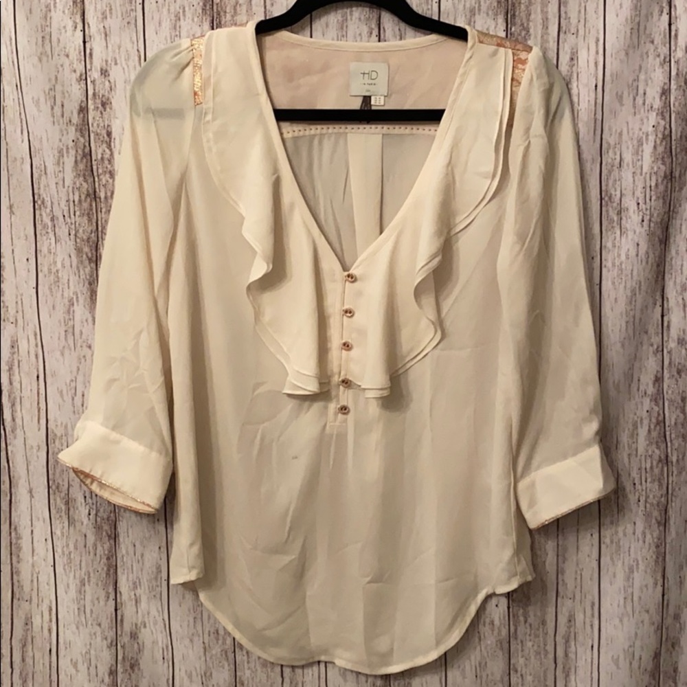 Cream blouse with pink metallic details